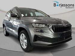 Grå Ny 2025 Skoda Karoq Selection SUV | 369 000 kr (Marknadspris)