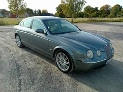 Grå Begagnad 2005 Jaguar S-Type S Sedan | 25 000 kr (Marknadspris)