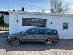 Grå Begagnad 2003 Volvo V70 Kombi | 39 500 kr (Dyr)