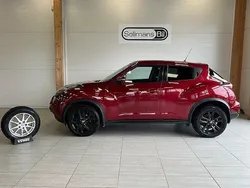 Röd (röd metallic ) Begagnad 2015 Nissan Juke N-Connecta SUV | 95 000 kr (Marknadspris)