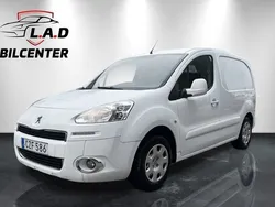 Vit Begagnad 2014 Peugeot Partner Minibuss | 54 900 kr (Marknadspris)