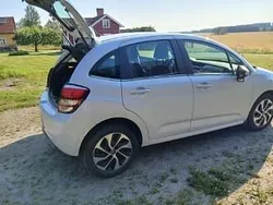Vit Begagnad 2016 Citroën C3 Halvkombi | 75 000 kr (Bra pris)