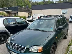 Grön Begagnad 2001 Suzuki Baleno Kombi | 12 000 kr