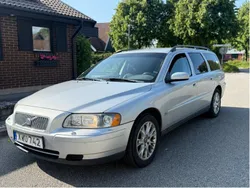 Grå Begagnad 2006 Volvo V70 Business Edition Kombi | 18 000 kr (Marknadspris)