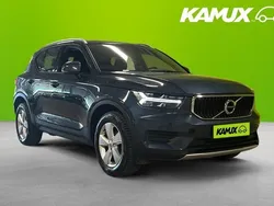Blå Begagnad 2021 Volvo XC40 Momentum SUV | 189 900 kr (Marknadspris)