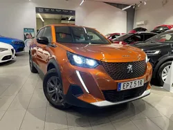 Orange Begagnad 2022 Peugeot e-2008 Active SUV | 194 900 kr (Marknadspris)