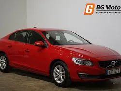Röd Begagnad 2017 Volvo S60 Kinetic Sedan | 164 800 kr (Marknadspris)