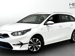 Vit Ny 2025 Kia Ceed Sportswagon 2 Kombi | 249 068 kr (Bra pris)