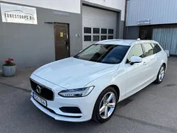 Vit Begagnad 2018 Volvo V90 Momentum Kombi | 229 000 kr (Marknadspris)