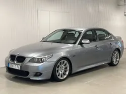 Ljusgrå Begagnad 2005 BMW 530 M Sport Sedan | 89 900 kr (Marknadspris)