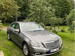 Grå Begagnad 2010 Mercedes E200 Sedan | 110 000 kr (Marknadspris)