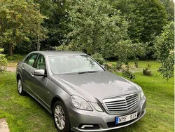 Grå Begagnad 2010 Mercedes E200 Sedan | 110 000 kr (Marknadspris)