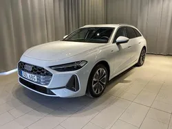 Glaciärvit metallic Begagnad 2025 Audi A5 Proline Sportkupé | 599 900 kr