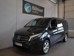 Mörkgrå (grå) Begagnad 2021 Mercedes Vito Minibuss | 423 750 kr (Marknadspris)