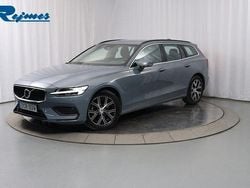 Grå Begagnad 2024 Volvo V60 Core Kombi | 334 900 kr (Superpris)