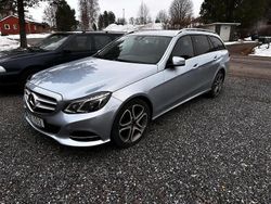 Silver Begagnad 2015 Mercedes E250 Kombi | 180 000 kr (Marknadspris)