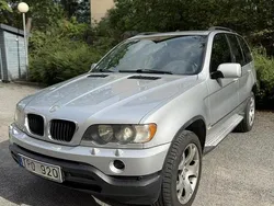 Grå Begagnad 2003 BMW X5 Sport Line SUV | 55 000 kr (Marknadspris)