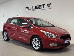 Röd Begagnad 2012 Kia Ceed Halvkombi | 119 900 kr (Lite dyr)