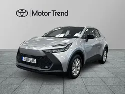 Silver Begagnad 2025 Toyota C-HR Active SUV | 379 000 kr (Superpris)