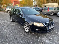 Svart Begagnad 2009 VW Passat Sportline Kombi | 15 900 kr (Marknadspris)