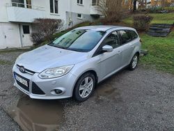 Grå Begagnad 2011 Ford Focus Kombi | 47 900 kr (Bra pris)