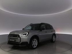 Grå Begagnad 2024 Mini Countryman SUV | 444 900 kr