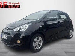 Svart Begagnad 2014 Hyundai i10 Halvkombi | 79 500 kr (Marknadspris)
