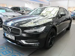 Svart Begagnad 2016 Volvo S90 Inscription Sedan | 174 900 kr (Bra pris)