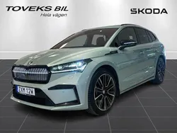 Silver (arctic silver metallic) Begagnad 2022 Skoda Enyaq iV SUV | 399 900 kr (Marknadspris)