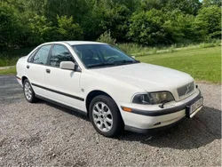 Vit Begagnad 2000 Volvo S40 Sedan | 16 000 kr (Superpris)