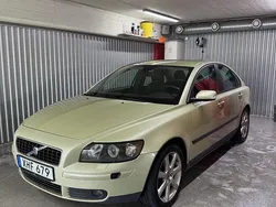 Grön Begagnad 2006 Volvo S40 Kinetic Sedan | 29 900 kr (Bra pris)