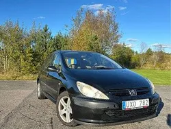 Svart Begagnad 2004 Peugeot 307 Halvkombi | 26 800 kr (Lite dyr)