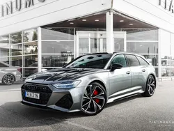 Grå Begagnad 2024 Audi RS6 Performance Kombi | 1 379 000 kr (Marknadspris)