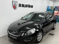 Svart Begagnad 2012 Volvo V60 Momentum Kombi | 89 700 kr (Bra pris)