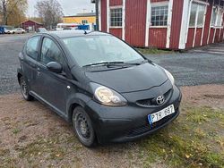 Svart Begagnad 2007 Toyota Aygo Halvkombi | 6 900 kr (Superpris)