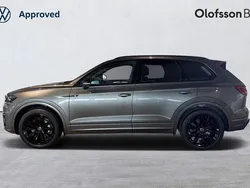 Grå Begagnad 2021 VW Touareg R-line SUV | 609 000 kr (Bra pris)