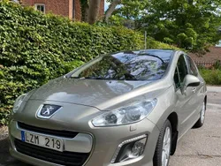 Grå Begagnad 2011 Peugeot 308 Halvkombi | 50 000 kr (Marknadspris)