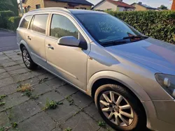 Grå Begagnad 2005 Opel Astra Kombi | 18 000 kr (Dyr)