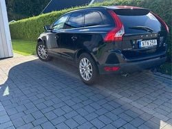 Svart Begagnad 2012 Volvo XC60 Momentum SUV | 83 900 kr (Marknadspris)