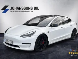 Vit Begagnad 2019 Tesla Model 3 Performance Sedan | 289 900 kr (Marknadspris)