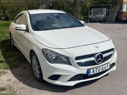 Vit Begagnad 2013 Mercedes CLA220 Sedan | 114 900 kr (Lite dyr)