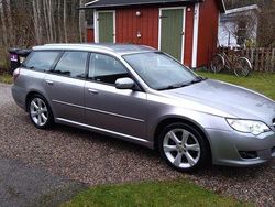 Silver Begagnad 2008 Subaru Legacy Kombi | 34 900 kr (Superpris)