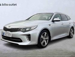 Grå Begagnad 2017 Kia Optima Sport Kombi | 169 900 kr (Marknadspris)