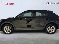 Svart Begagnad 2022 Audi Q2 SUV | 229 900 kr