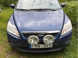 Blå Begagnad 2008 Ford Focus Kombi | 5 000 kr