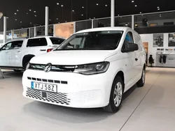 Vit Ny 2024 VW Caddy Minibuss | 403 750 kr (Marknadspris)