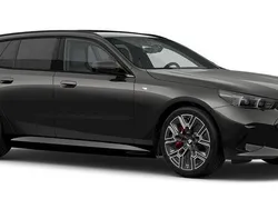 Grå Ny 2025 BMW 550e Comfort Edition Kombi | 1 000 700 kr (Superpris)