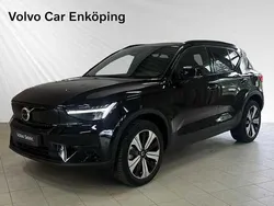 Svart Begagnad 2023 Volvo XC40 Core SUV | 329 900 kr
