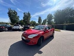 Röd Begagnad 2012 Renault Mégane GrandTour Kombi | 39 900 kr (Marknadspris)
