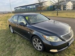 Grå Begagnad 2007 Lexus LS460 Sedan | 95 000 kr